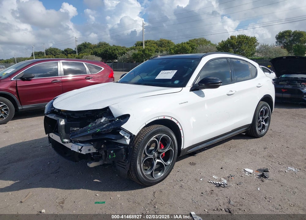 2024 ALFA ROMEO STELVIO VIN: ZASPAKBN9R7D74084