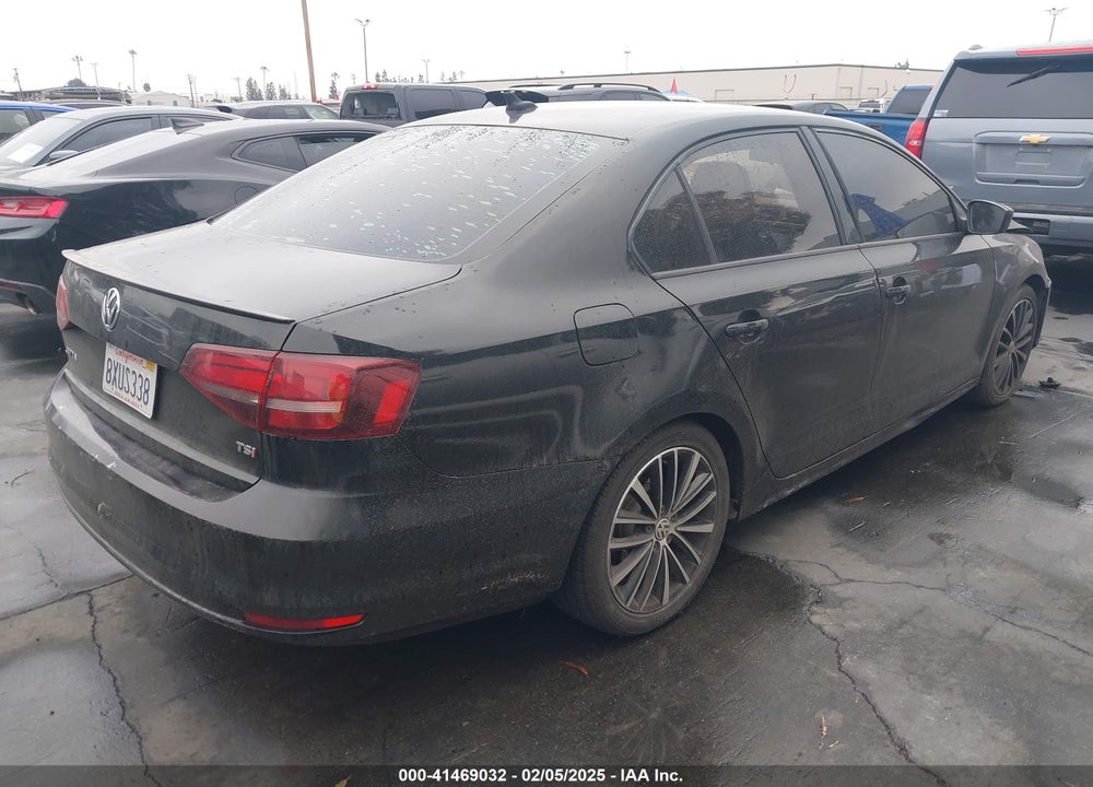 2016 VOLKSWAGEN JETTA 1.8T SPORT VIN: 3VWD17AJ9GM387456