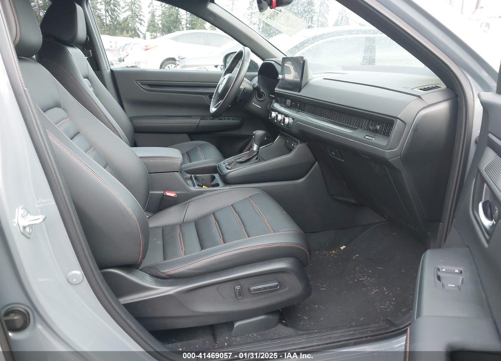 2025 HONDA CR-V HYBRID SPORT-L VIN: 7FARS6H86SE004738