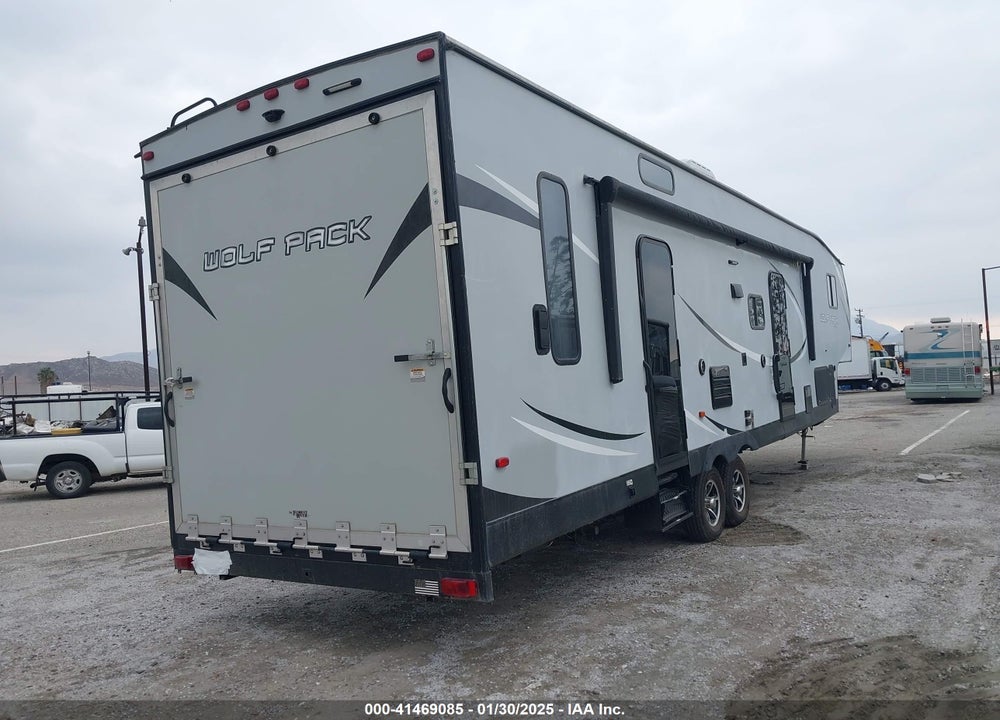 2019 FOREST RIVER WOLF PACK VIN: 5ZT3CTXB4K1212277