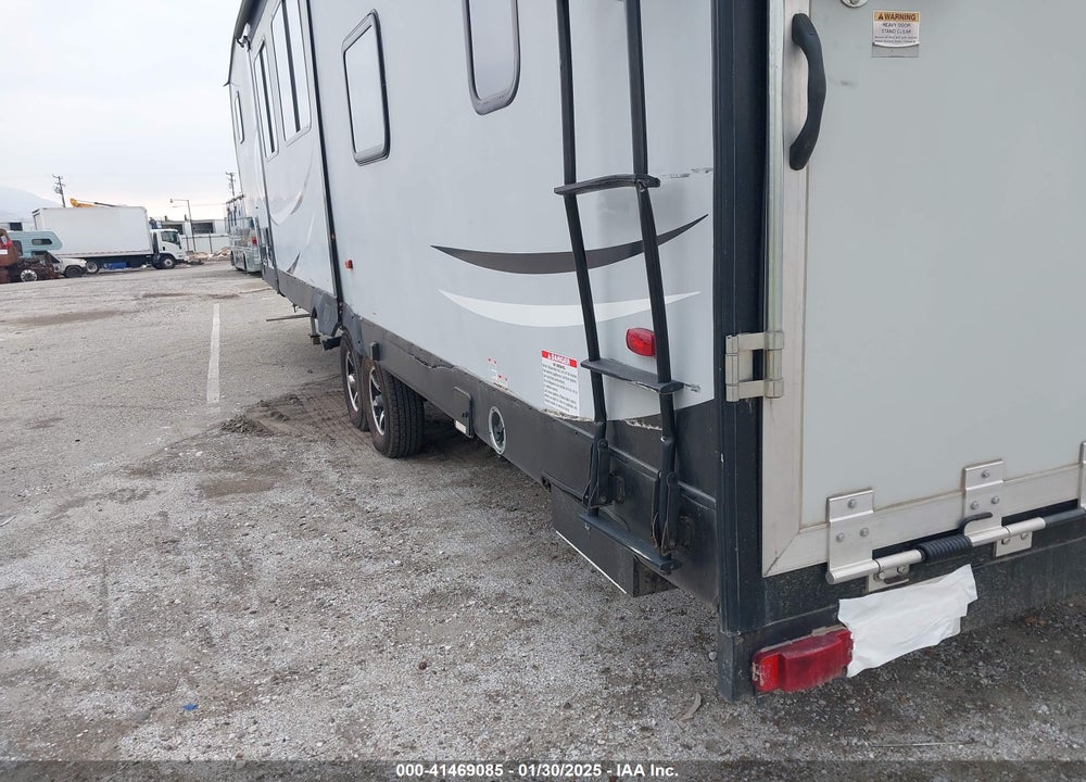 2019 FOREST RIVER WOLF PACK VIN: 5ZT3CTXB4K1212277