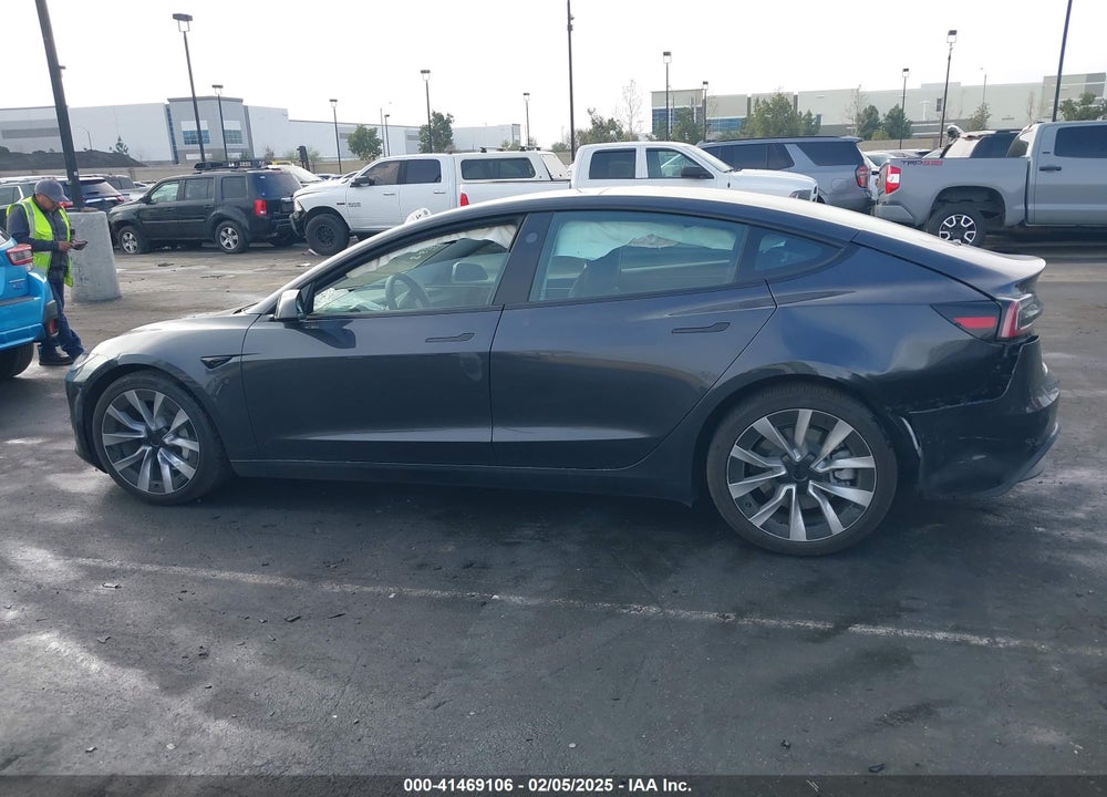 2024 TESLA MODEL 3 VIN: 5YJ3E1EB4RF844085