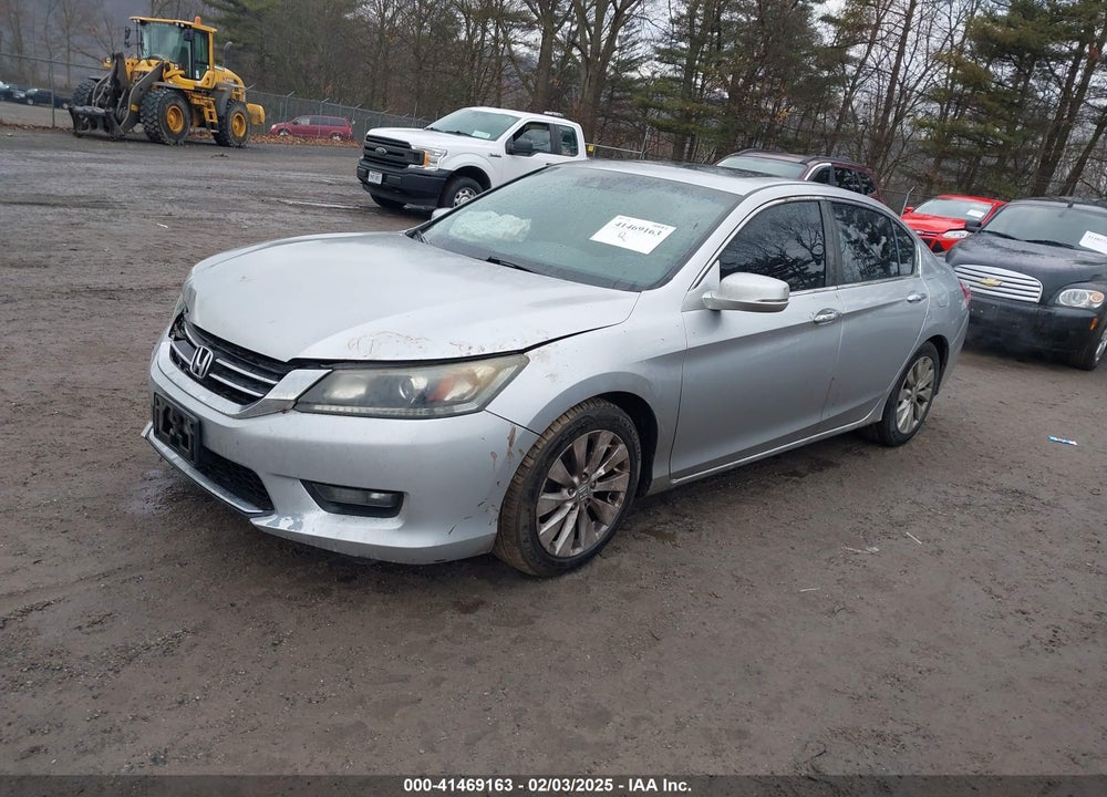 2015 HONDA ACCORD VIN: 1HGCR2F81FA154961