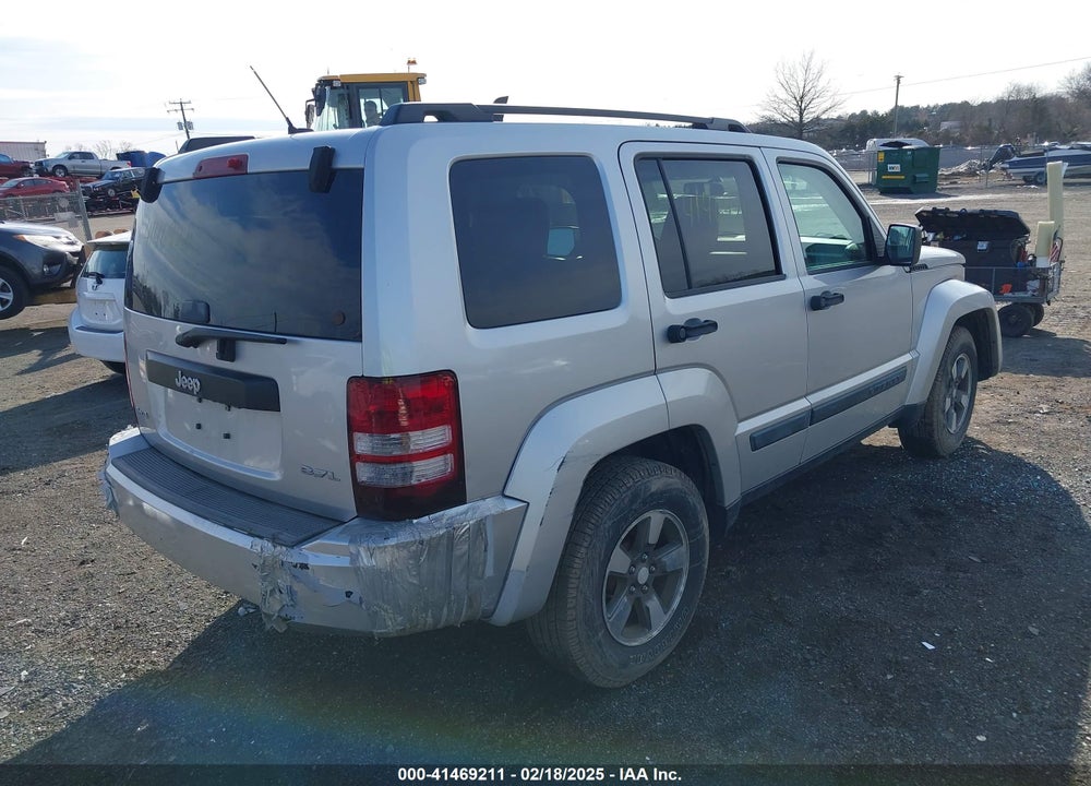 2008 JEEP LIBERTY VIN: 1J8GN28K48W178318
