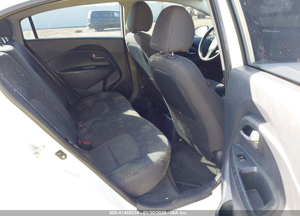 2014 KIA RIO VIN: KNADM4A34E6370746