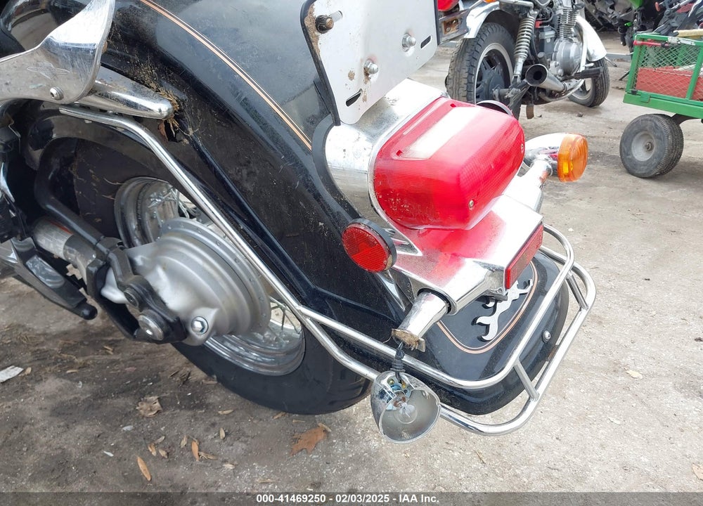 2004 SUZUKI VL800 VIN: JS1VS54A442101773