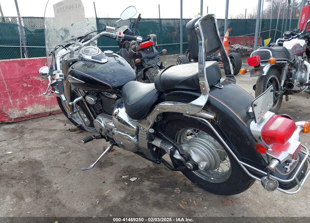 2004 SUZUKI VL800 VIN: JS1VS54A442101773