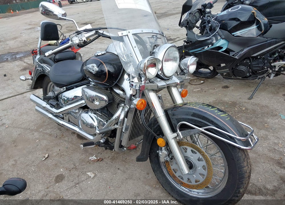 2004 SUZUKI VL800 VIN: JS1VS54A442101773
