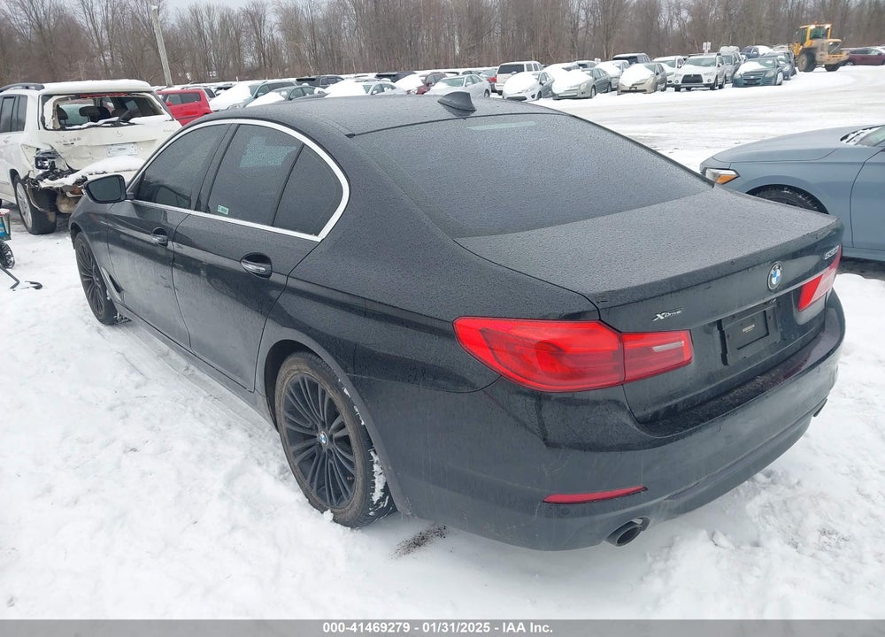 2018 BMW 530 VIN: WBAJA7C52JWA74696