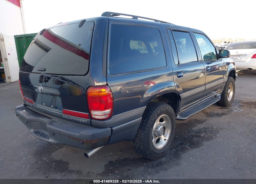 2001 MERCURY MOUNTAINEER VIN: 4M2DU86PX1UJ13192