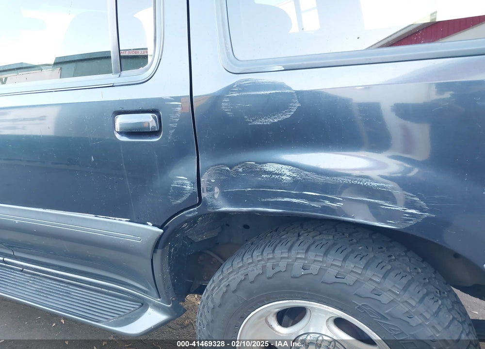 2001 MERCURY MOUNTAINEER VIN: 4M2DU86PX1UJ13192