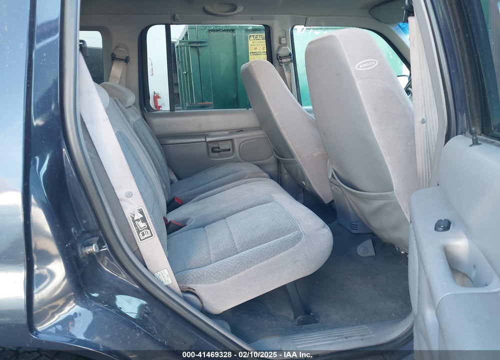 2001 MERCURY MOUNTAINEER VIN: 4M2DU86PX1UJ13192