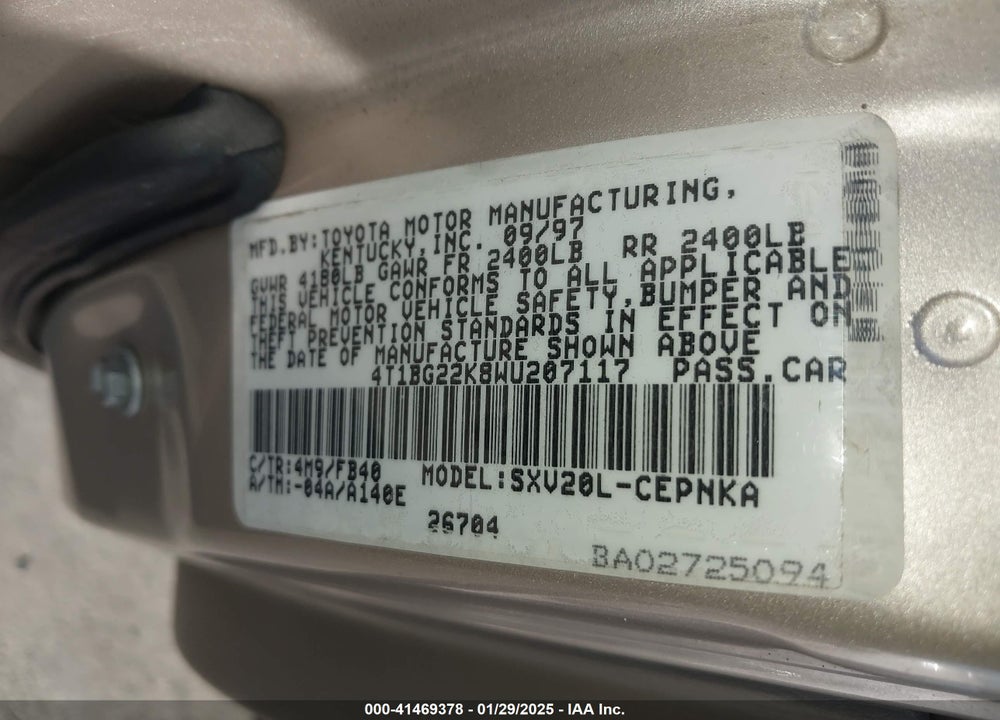 1998 TOYOTA CAMRY LE VIN: 4T1BG22K8WU207117