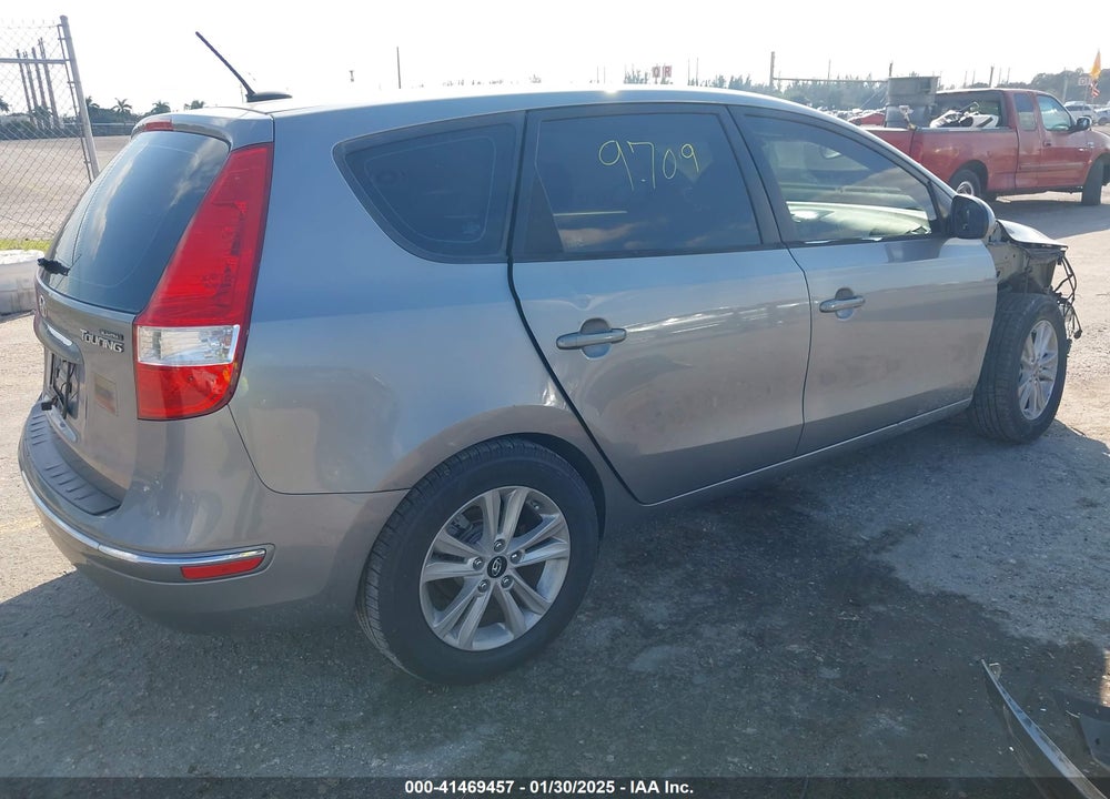 2012 HYUNDAI ELANTRA TOURING GLS VIN: KMHDB8AE1CU136005