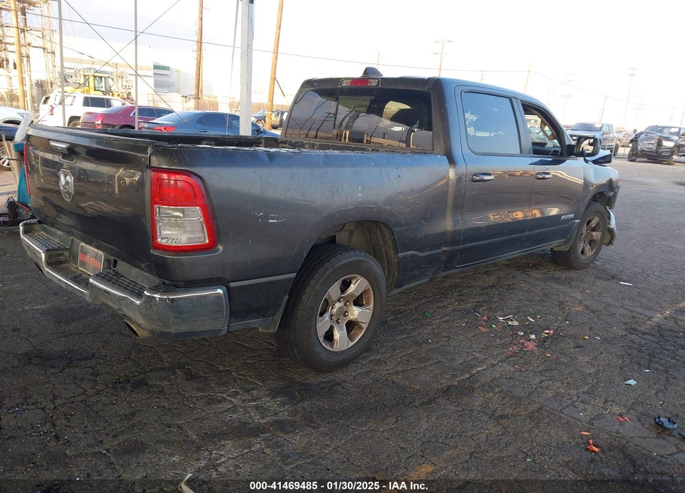 2019 RAM 1500 BIG HORN/LONE STAR 4X2 6'4 BOX VIN: 1C6RREMT3KN666717