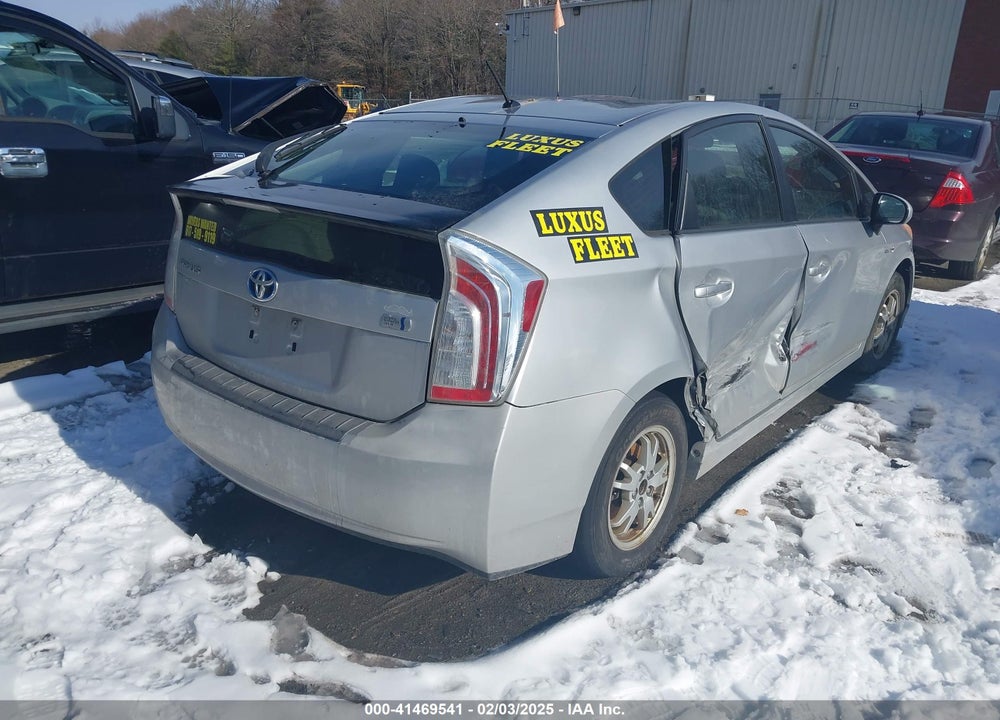 2013 TOYOTA PRIUS VIN: JTDKN3DU8D0338454