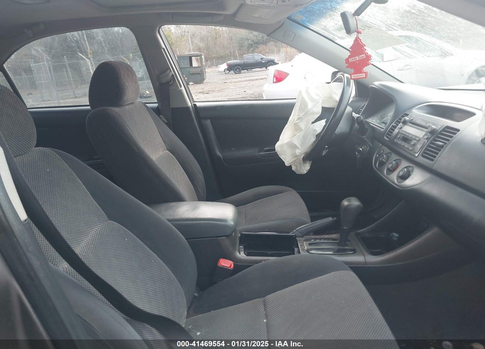 2004 TOYOTA CAMRY SE VIN: 4T1BE30K14U885056