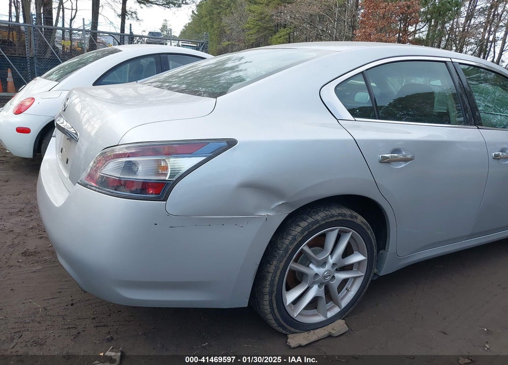 2014 NISSAN MAXIMA VIN: 1N4AA5AP4EC499777
