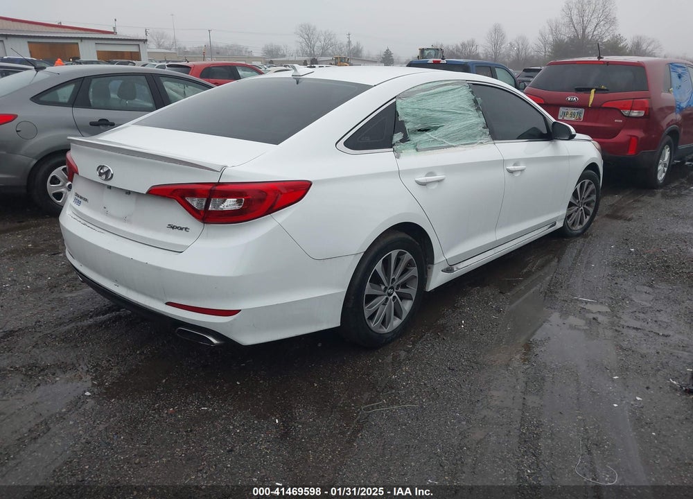 2015 HYUNDAI SONATA SPORT VIN: 5NPE34AF8FH067531