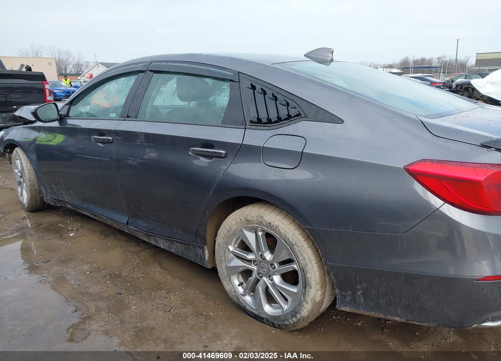 2019 HONDA ACCORD VIN: 1HGCV1F13KA120717