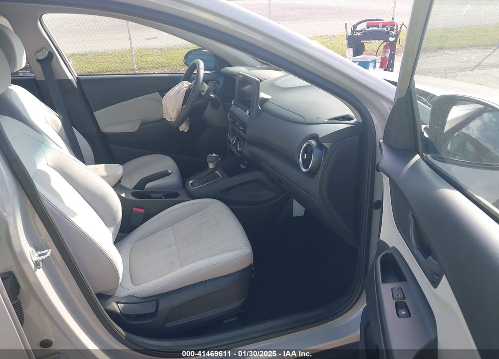 2023 HYUNDAI KONA SEL VIN: KM8K62AB7PU041422