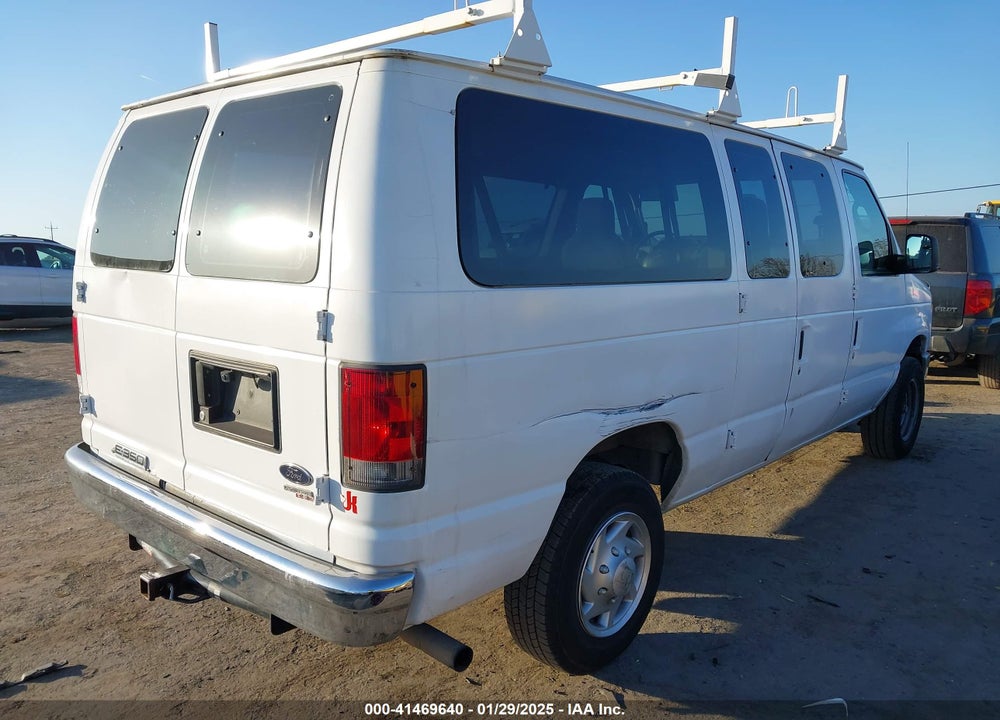 2011 FORD E-350 SUPER DUTY XLT VIN: 1FBNE3BL0BDA75121