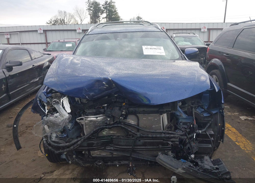 2018 NISSAN ROGUE VIN: JN8AT2MT5JW491521