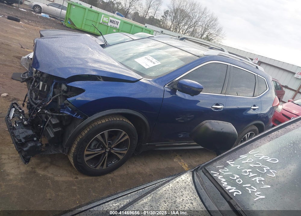 2018 NISSAN ROGUE VIN: JN8AT2MT5JW491521