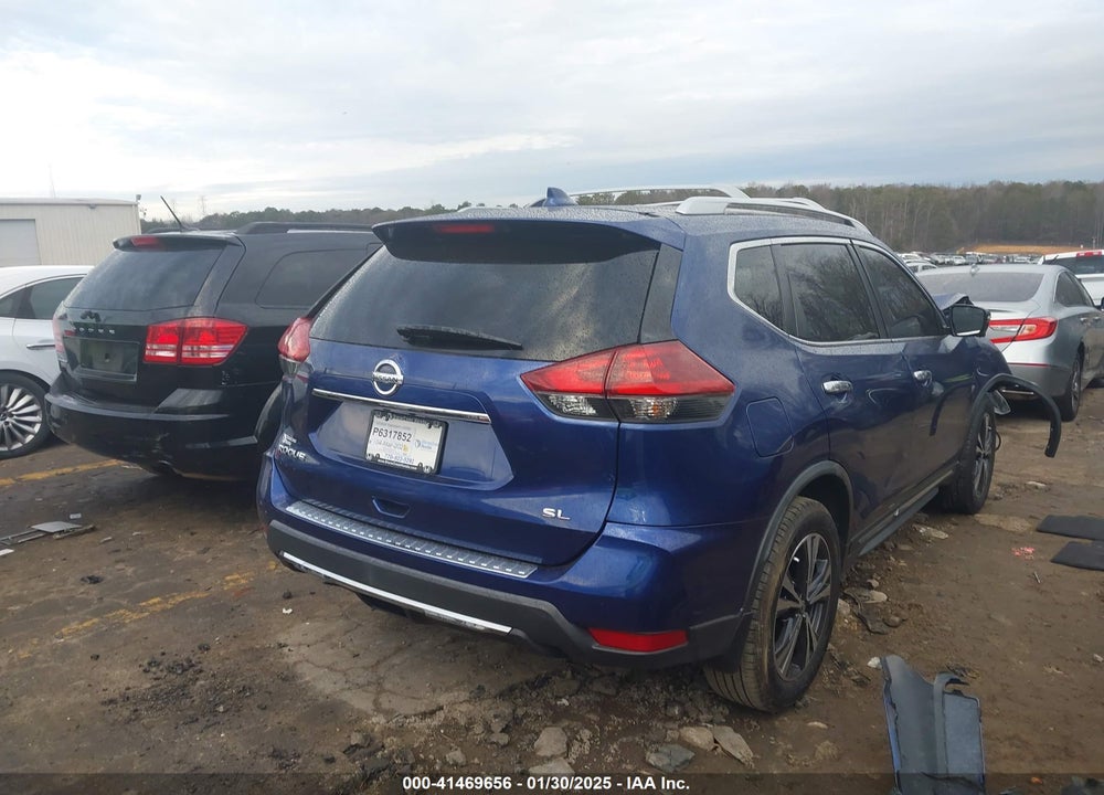 2018 NISSAN ROGUE VIN: JN8AT2MT5JW491521