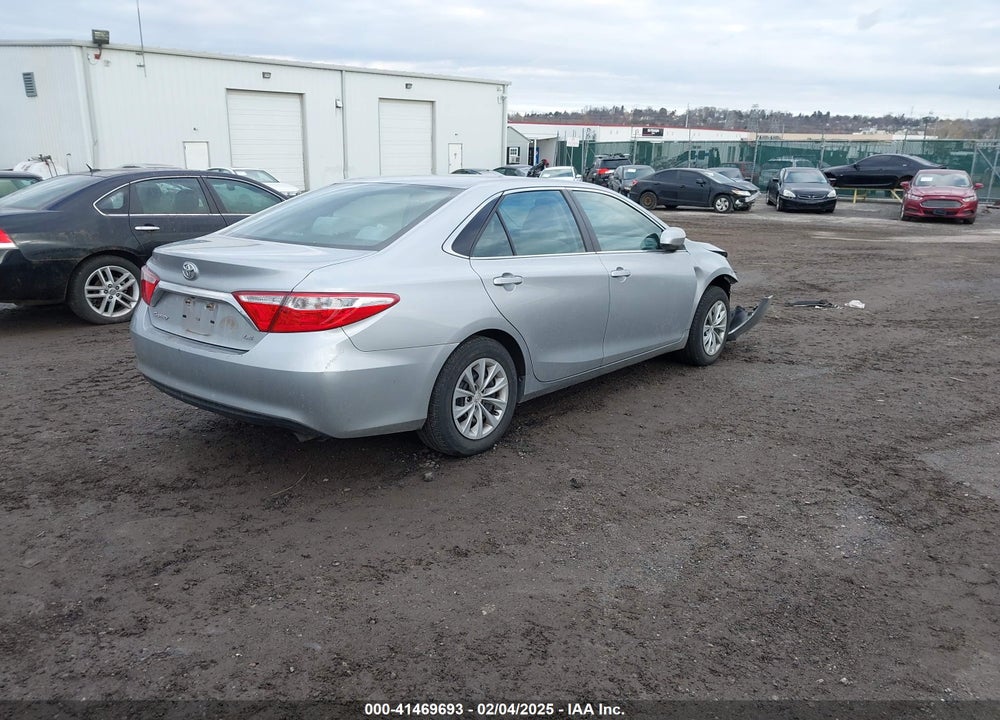2017 TOYOTA CAMRY LE VIN: 4T1BF1FK5HU307587