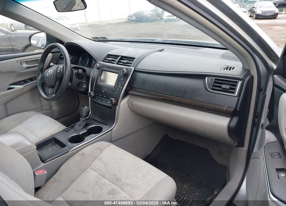 2017 TOYOTA CAMRY LE VIN: 4T1BF1FK5HU307587