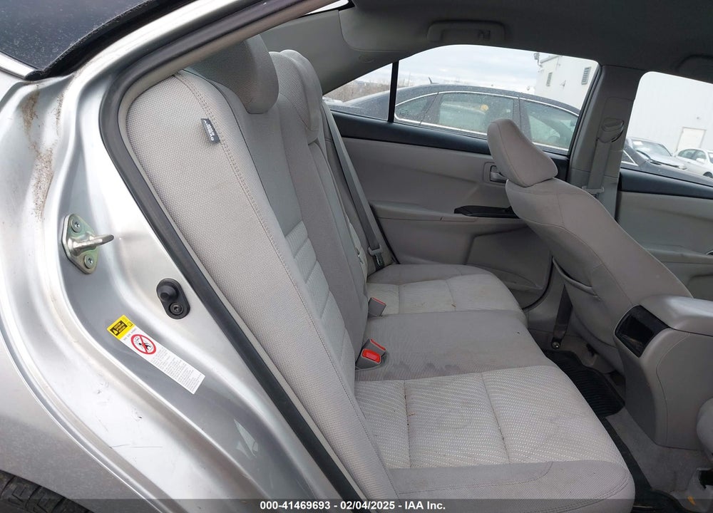 2017 TOYOTA CAMRY LE VIN: 4T1BF1FK5HU307587
