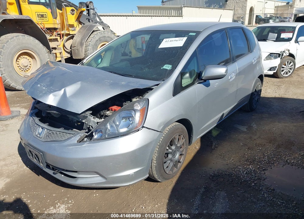2012 HONDA FIT VIN: JHMGE8H30CC040805