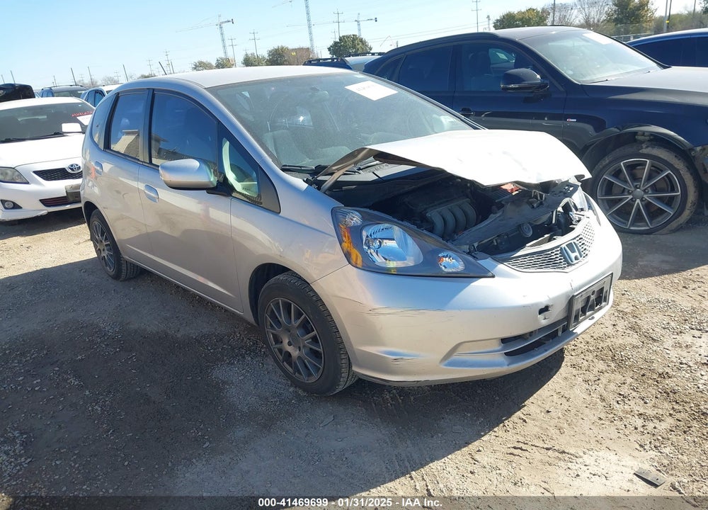 2012 HONDA FIT VIN: JHMGE8H30CC040805