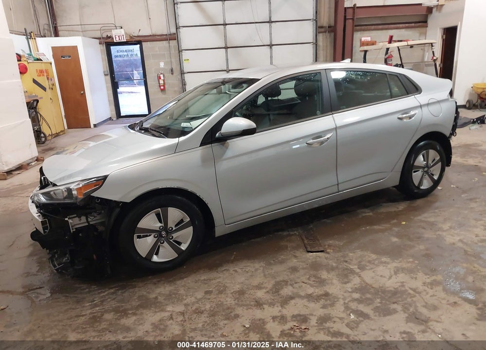 2021 HYUNDAI IONIQ HYBRID BLUE VIN: KMHC65LC0MU255739