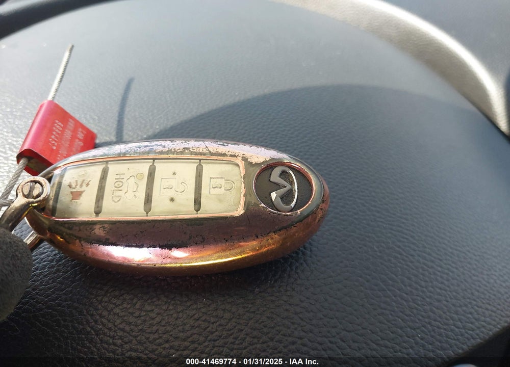 2011 INFINITI G37X VIN: JN1CV6AR4BM404187