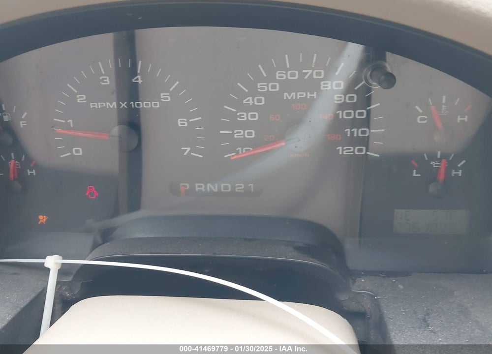 2004 FORD F-150 XLT VIN: 1FTRW12W74KB96638