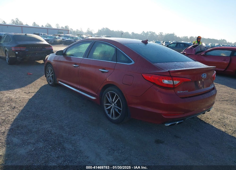 2015 HYUNDAI SONATA VIN: 5NPE34AB4FH193530