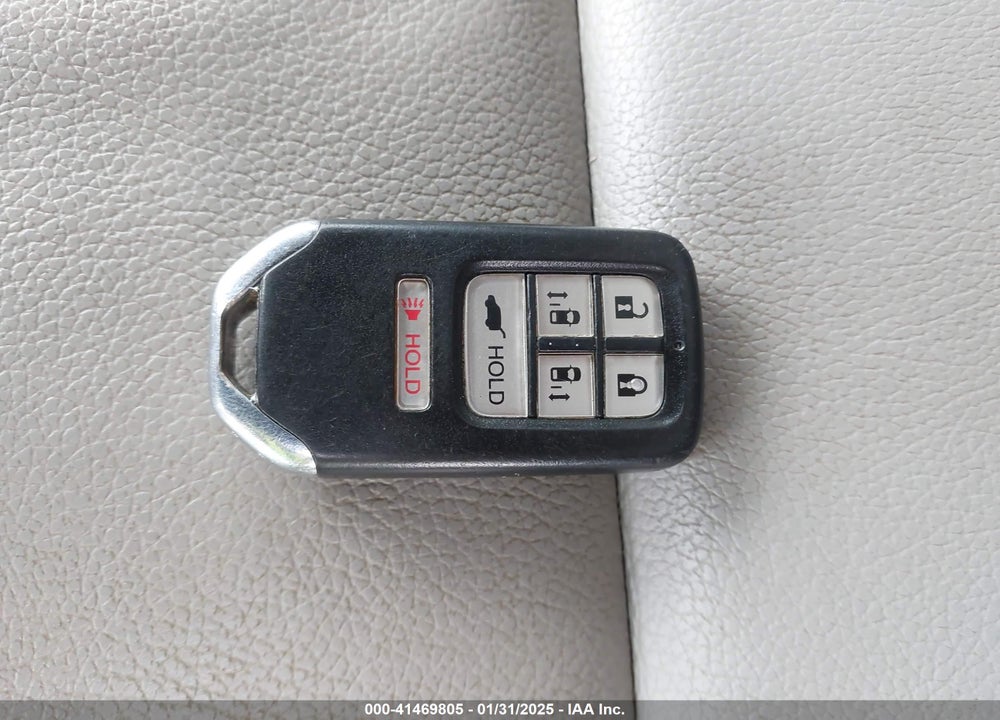 2015 HONDA ODYSSEY VIN: 5FNRL5H68FB049249