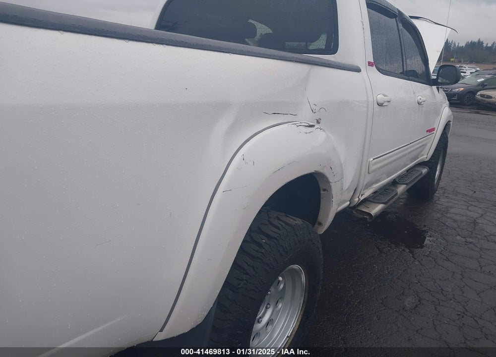 2005 TOYOTA TUNDRA SR5 V8 VIN: 5TBDT44135S487713