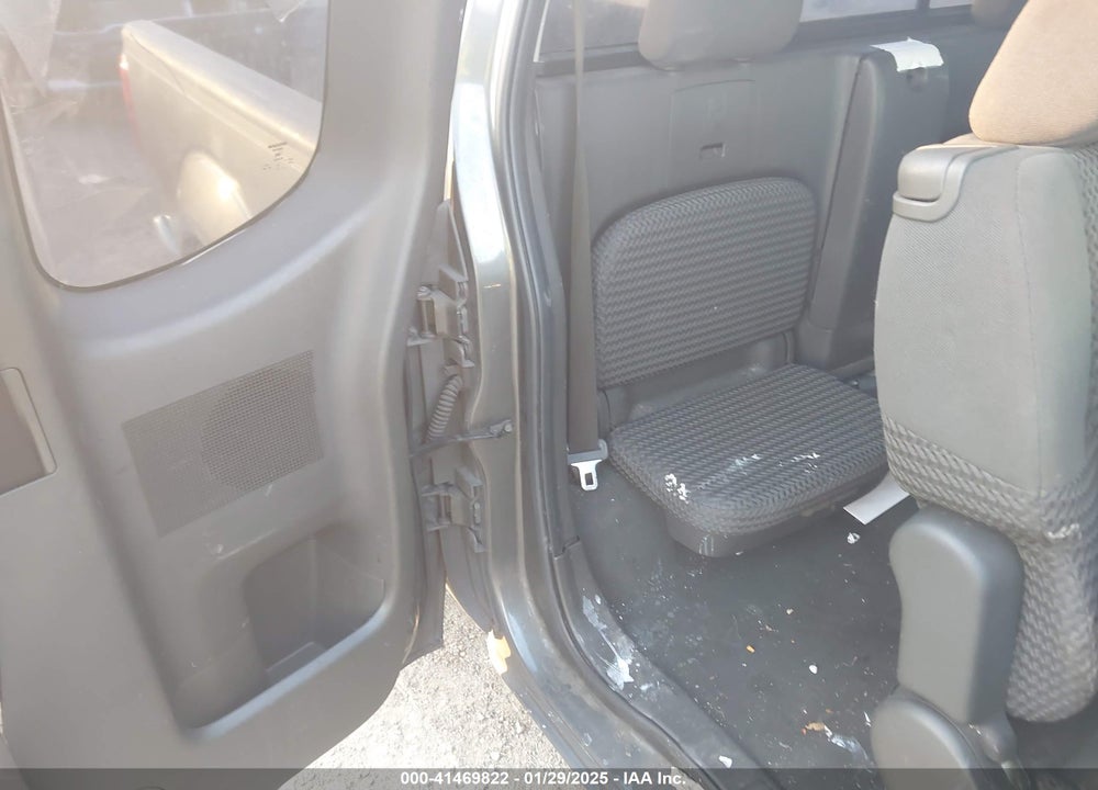 2006 NISSAN FRONTIER VIN: 1N6AD06U66C463249