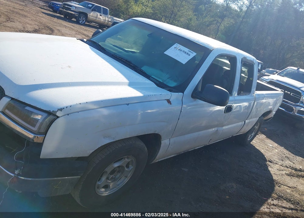 2003 CHEVROLET SILVERADO 1500 LS VIN: 2GCEC19V631389382