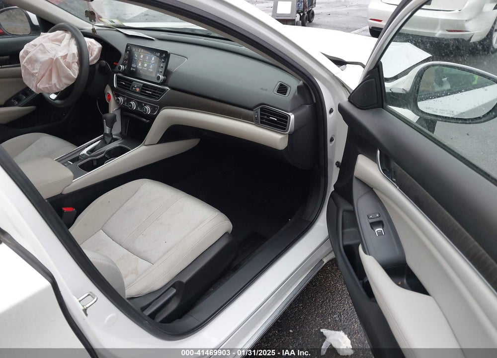 2019 HONDA ACCORD VIN: 1HGCV1F49KA138469