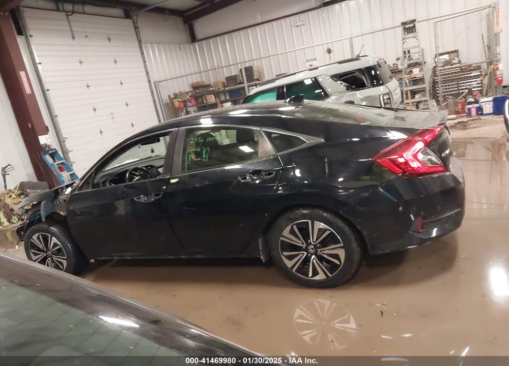 2018 HONDA CIVIC VIN: JHMFC1F37JX037210