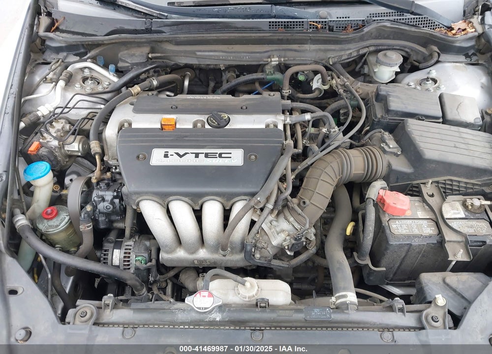 2005 HONDA ACCORD 2.4 EX VIN: 1HGCM56725A117357