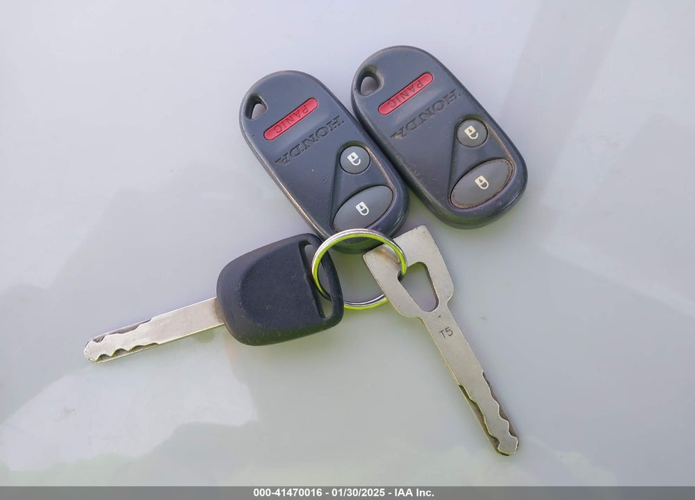 2004 HONDA CIVIC LX VIN: 2HGES16574H637169