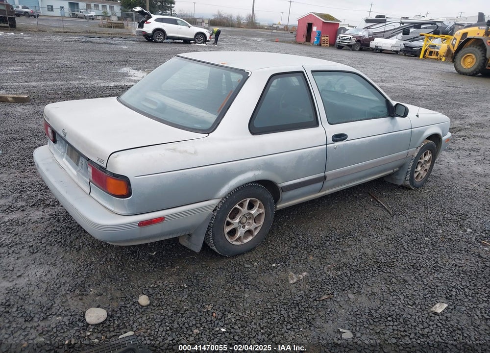 1992 NISSAN SENTRA VIN: 1N4EB32A0NC823482