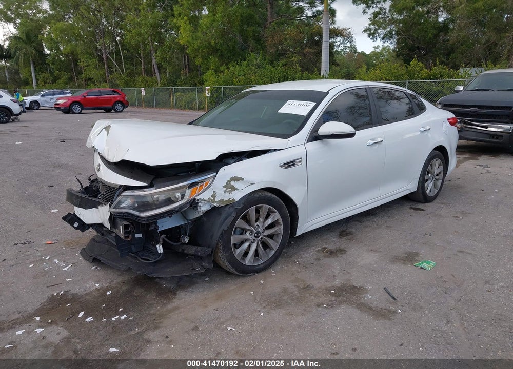 2016 KIA OPTIMA VIN: 5XXGT4L38GG008245