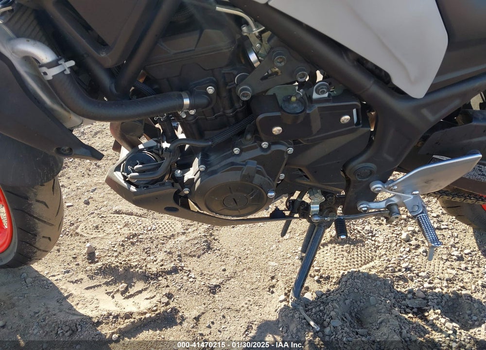 2020 YAMAHA MT-03 VIN: MH3RH20Y8LK001019