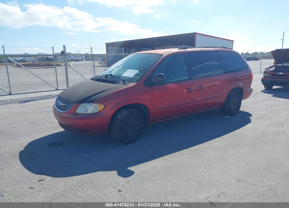 2001 CHRYSLER TOWN & COUNTRY LX VIN: 2C4GP44321R215750